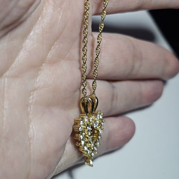 Gold Tone Clear Rhinestone Heart Shaped Pendant Necklace 19" - Picture 4 of 13